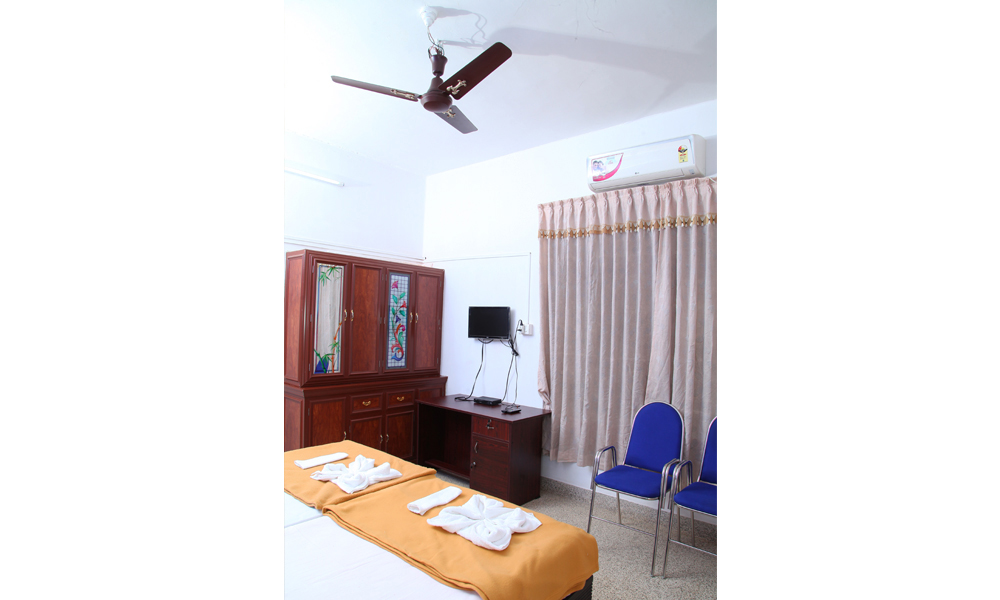 Images of bedrooms in Vaidya Healthcare - Treatment Facilities of Vaidya Health Care